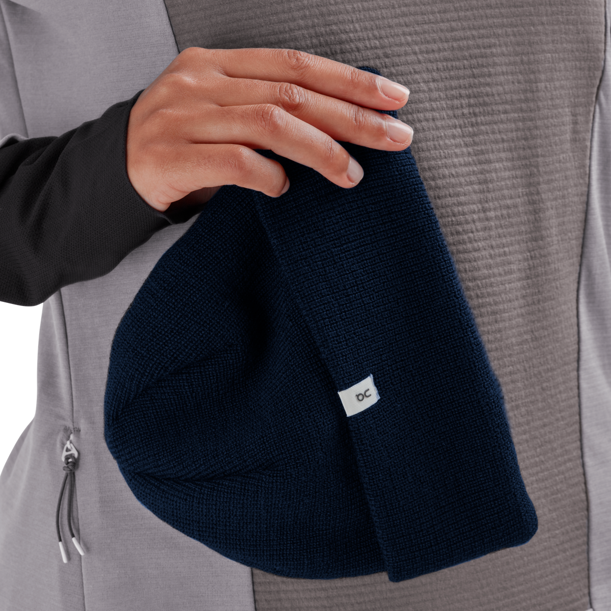 On Running Merino Beanie in Navy