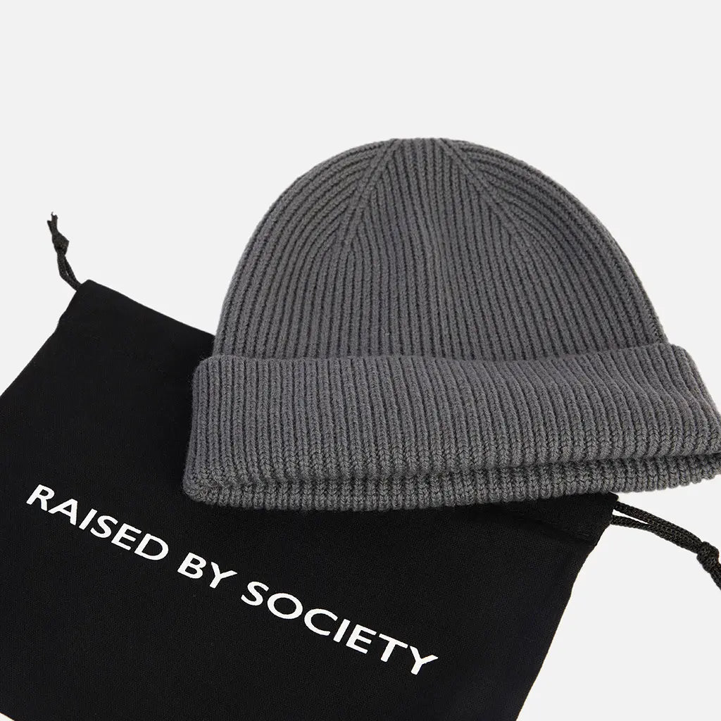 DARK GREY SHORT BEANIE