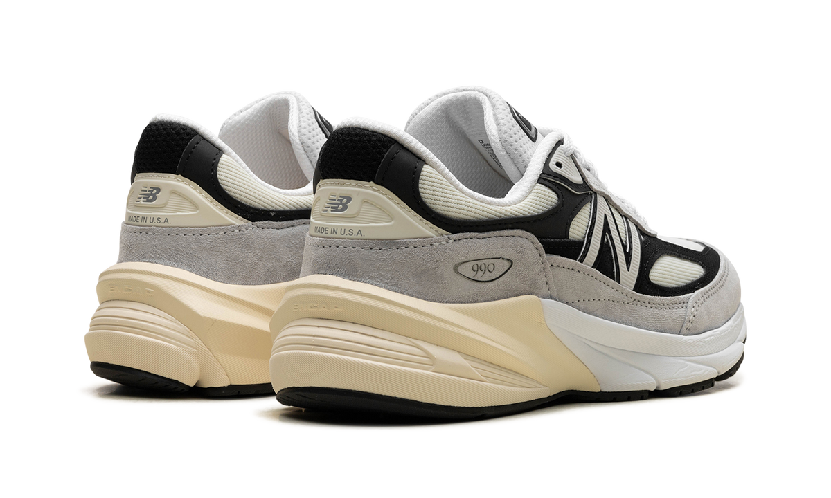 990v6 "Made in USA - Grey / Black" U990TG6